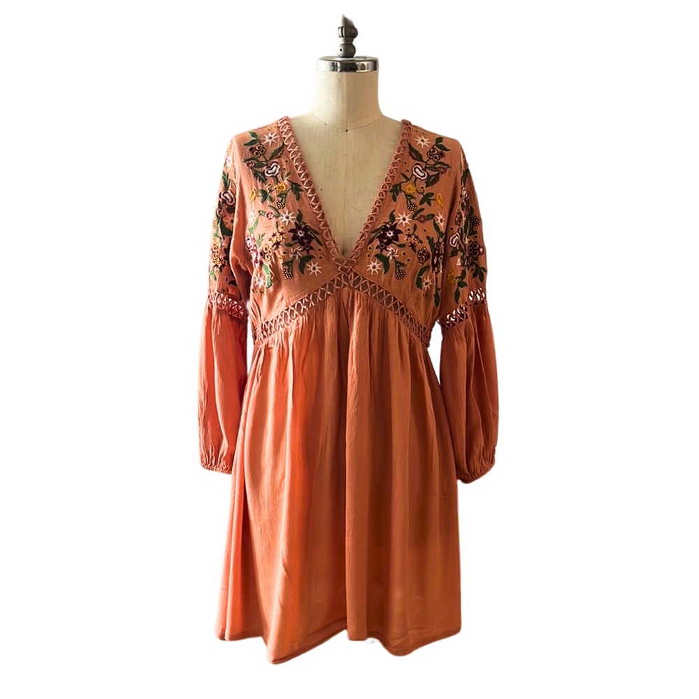 En Creme Rust Orange Embroidered V-Neck Mini Dress